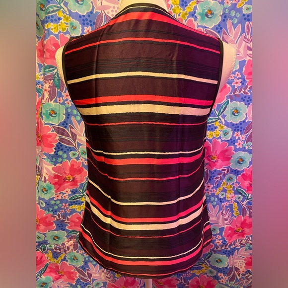 💕 3 for $20 💕 Stripe Blouse - Picture 2 of 6
